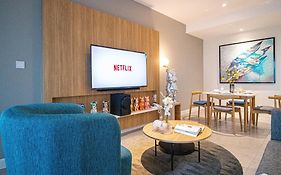Lusso Suites - D1Mension & Zenity Residence, Sg'S Heart